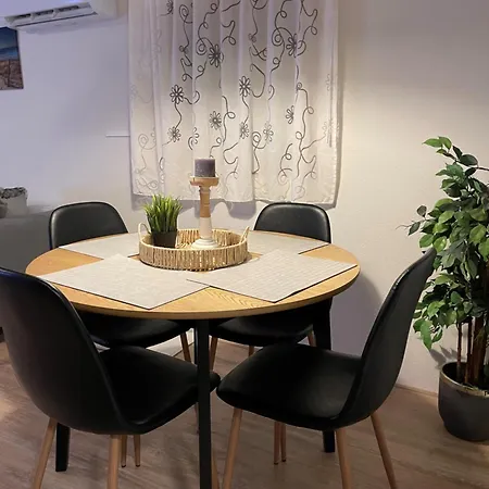 Tranquil Forest By A Pond In Veluwe, Sleeps 4