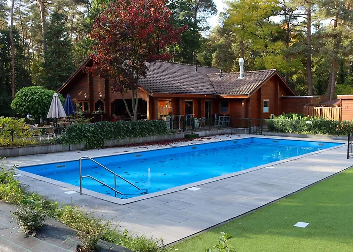 Tranquil Forest By A Pond In Veluwe, Sleeps 4 Doornspijk